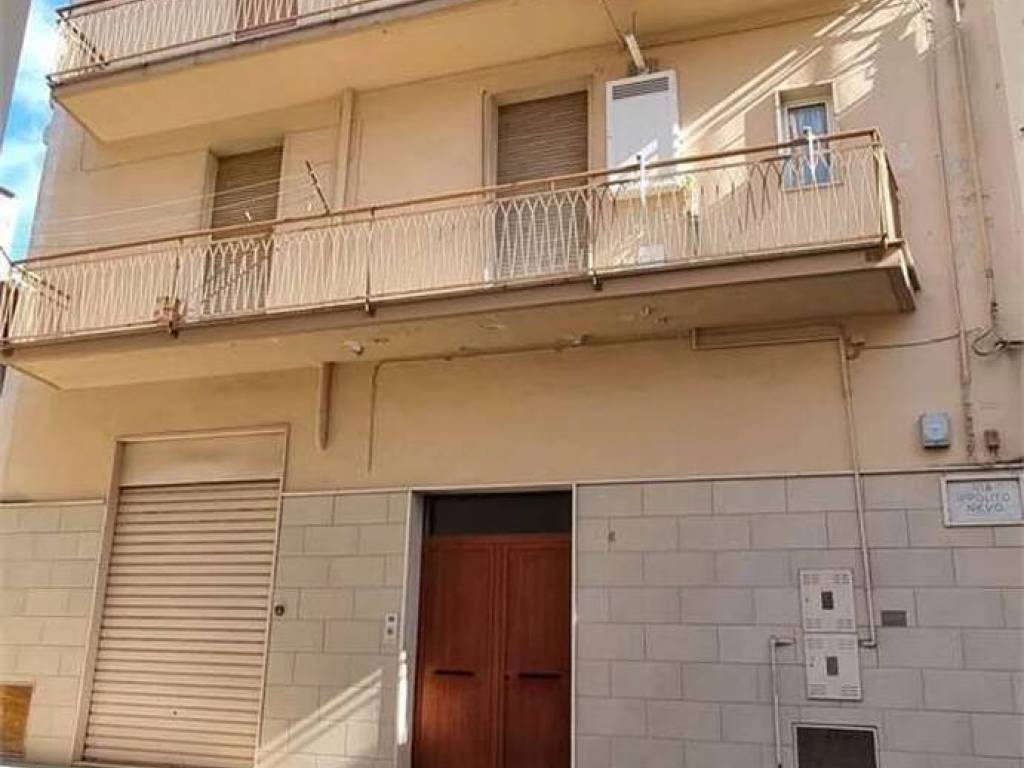 casa indipendente in vendita a Gravina in Puglia