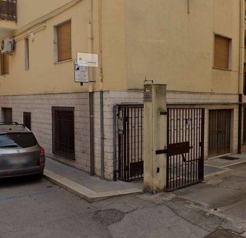 negozio in vendita a Gravina in Puglia