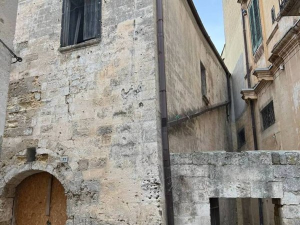 casa indipendente in vendita a Gravina in Puglia