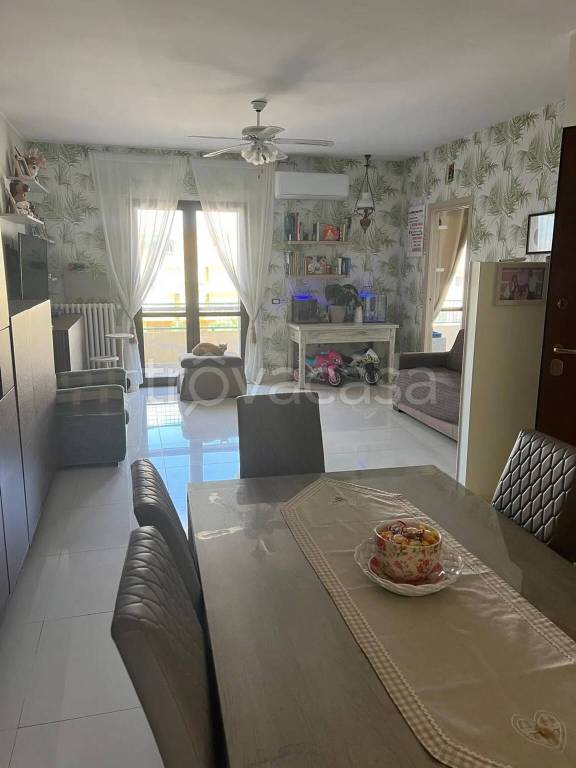 casa indipendente in vendita a Gravina in Puglia