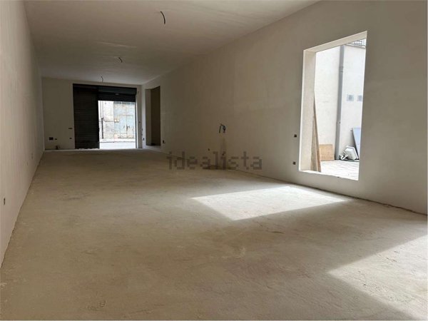 ufficio in vendita a Gravina in Puglia