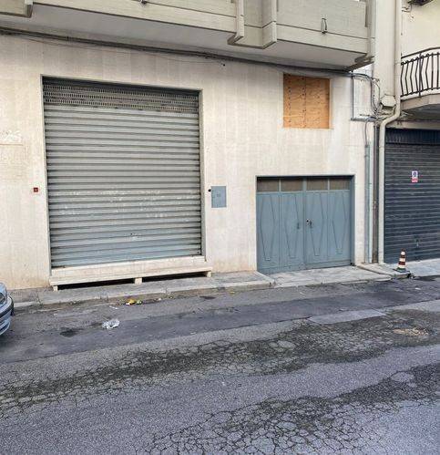 negozio in vendita a Gravina in Puglia