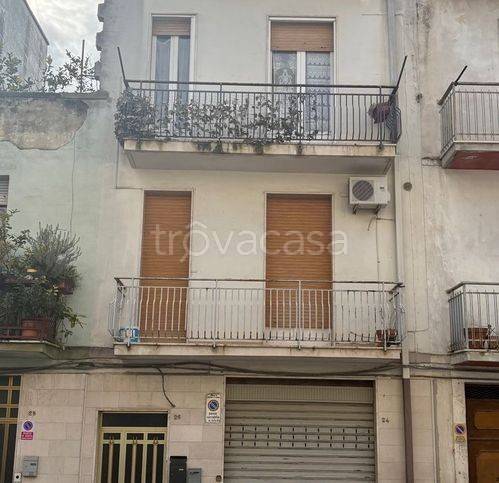 casa indipendente in vendita a Gravina in Puglia