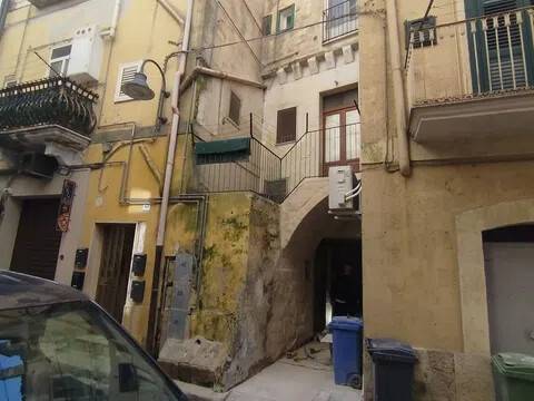 appartamento in vendita a Gravina in Puglia in zona Centro Città
