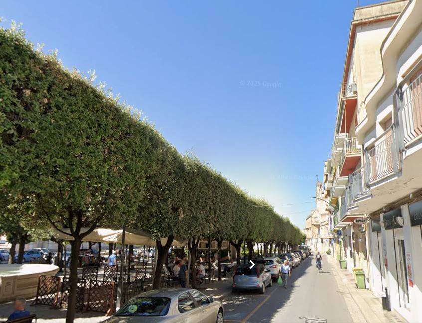 negozio in vendita a Gravina in Puglia