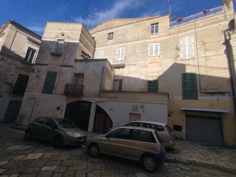 appartamento in vendita a Gravina in Puglia in zona Centro Città