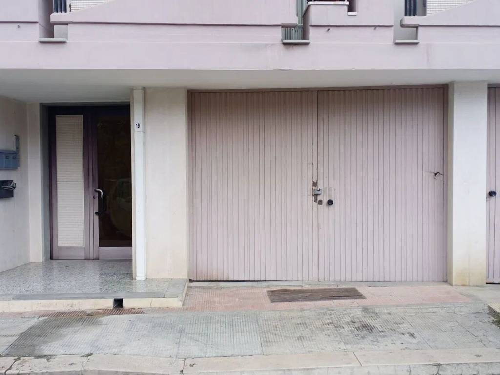 negozio in vendita a Gravina in Puglia