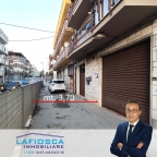 locale commerciale in vendita a Gravina in Puglia