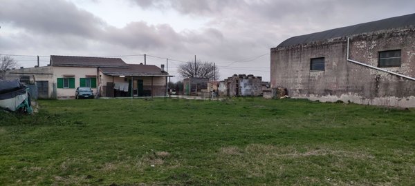 casa indipendente in vendita a Gravina in Puglia in zona Dolcecanto