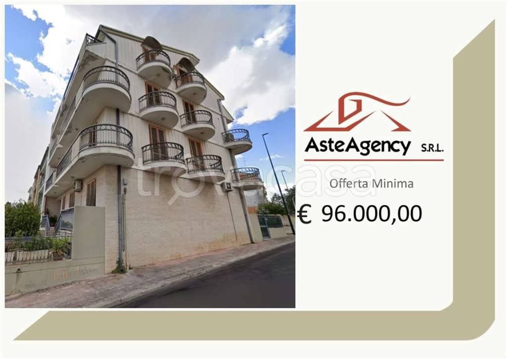 appartamento in vendita a Gravina in Puglia in zona Centro Città