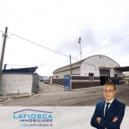 locale commerciale in vendita a Gravina in Puglia