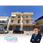 casa indipendente in vendita a Gravina in Puglia in zona Centro Città