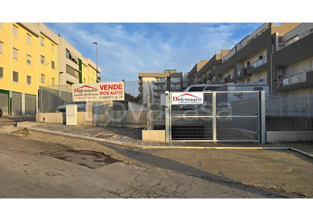 box auto in vendita a Gravina in Puglia