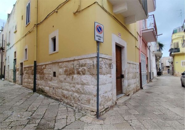 casa indipendente in vendita a Grumo Appula