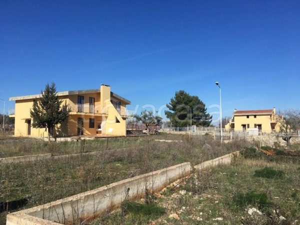 casa indipendente in vendita a Grumo Appula