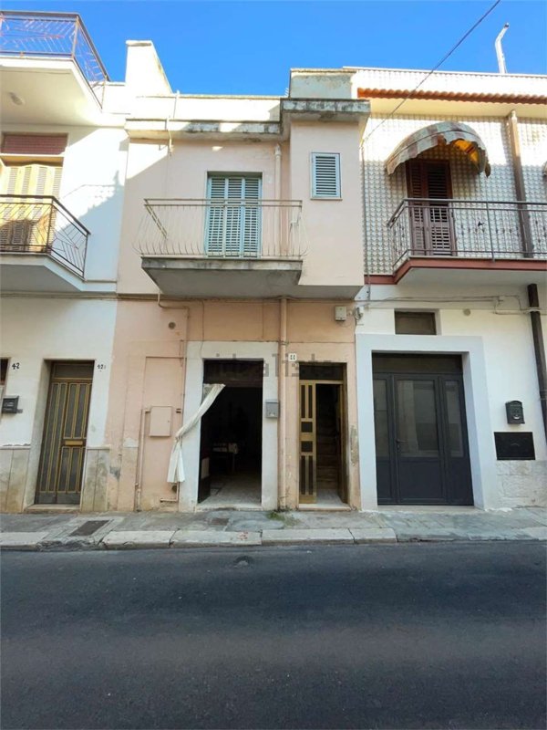 casa indipendente in vendita a Grumo Appula