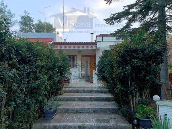 casa indipendente in vendita a Grumo Appula