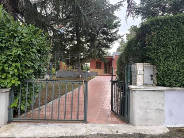 casa indipendente in vendita a Grumo Appula