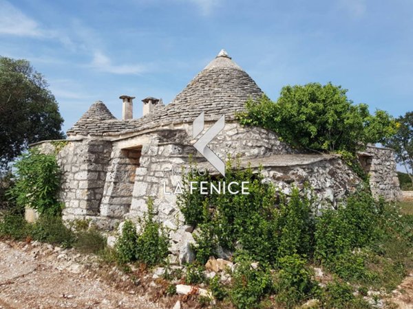 casa indipendente in vendita a Locorotondo