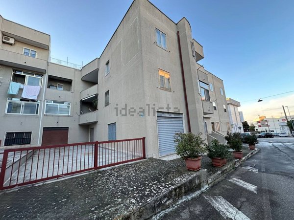 locale commerciale in vendita a Locorotondo