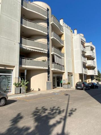 negozio in vendita a Locorotondo