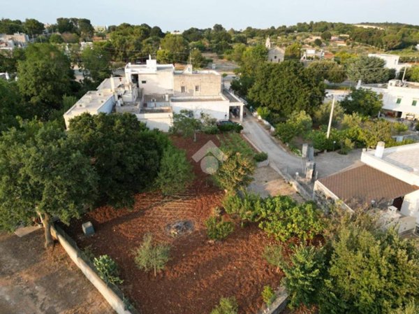 casa indipendente in vendita a Locorotondo