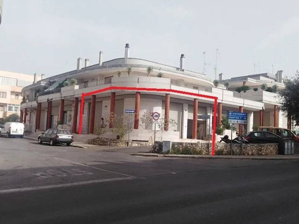 negozio in vendita a Locorotondo