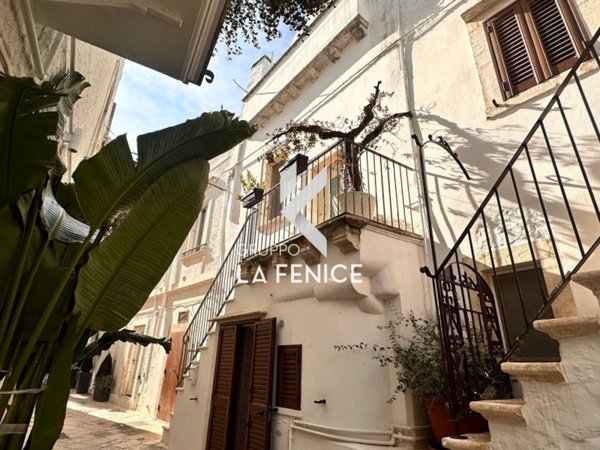 casa indipendente in vendita a Locorotondo
