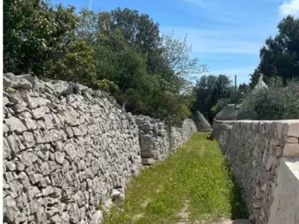 casa indipendente in vendita a Locorotondo