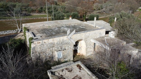 pentavano in vendita a Locorotondo