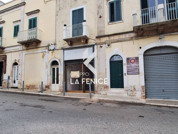 negozio in vendita a Locorotondo