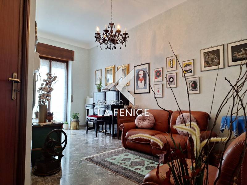casa indipendente in vendita a Locorotondo