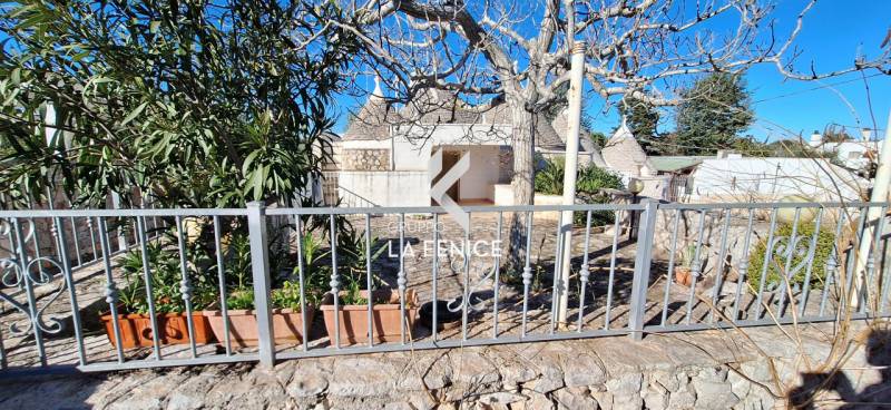 casa indipendente in vendita a Locorotondo