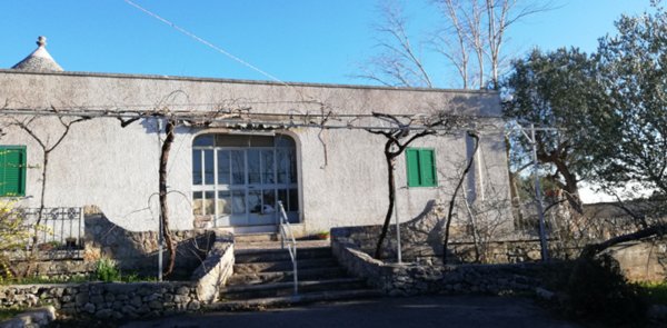 casa indipendente in vendita a Locorotondo