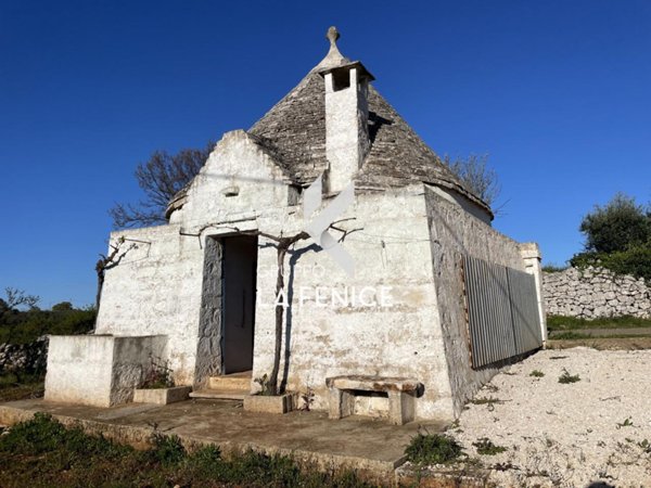 negozio in vendita a Locorotondo