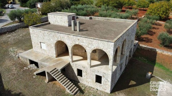casa indipendente in vendita a Locorotondo