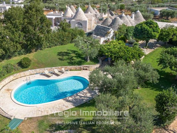 casa indipendente in vendita a Locorotondo
