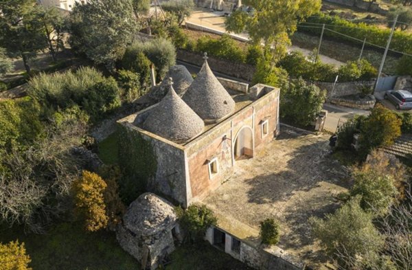 casa indipendente in vendita a Locorotondo