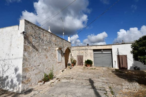 casa indipendente in vendita a Locorotondo