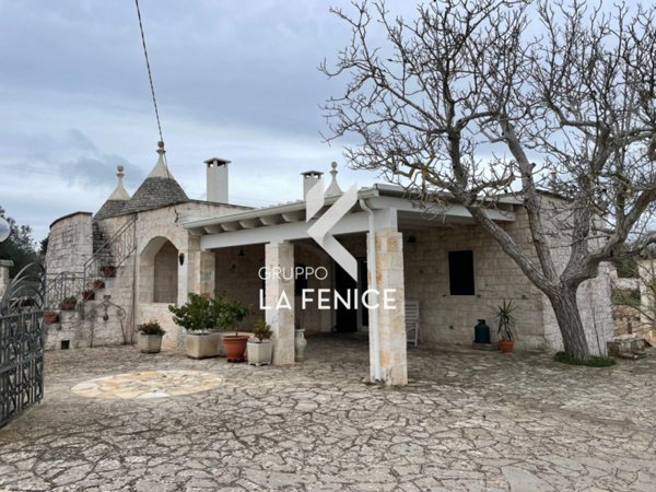 casa semindipendente in vendita a Locorotondo