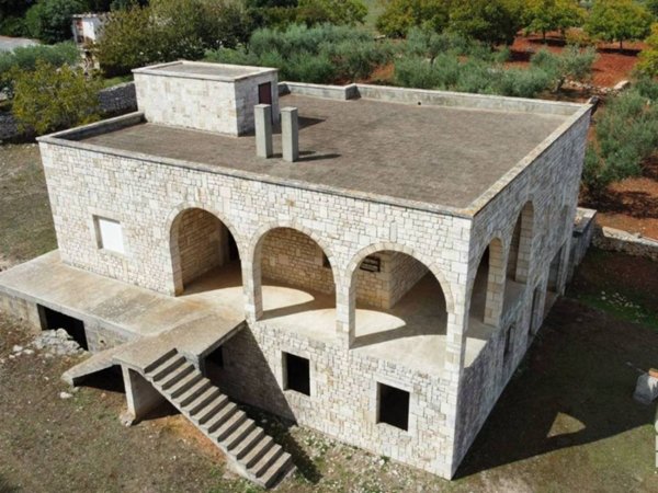 casa indipendente in vendita a Locorotondo