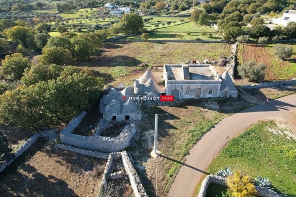 casa indipendente in vendita a Locorotondo