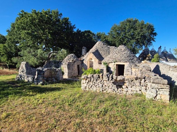casa indipendente in vendita a Locorotondo