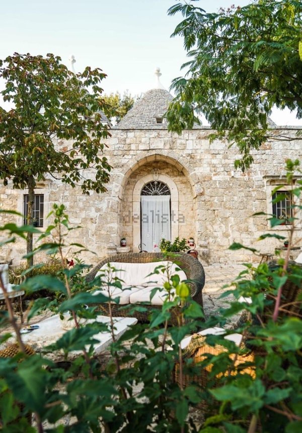 casa indipendente in vendita a Locorotondo