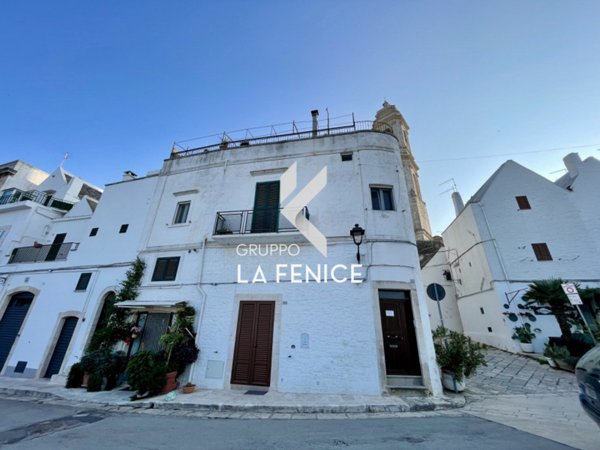 casa indipendente in vendita a Locorotondo