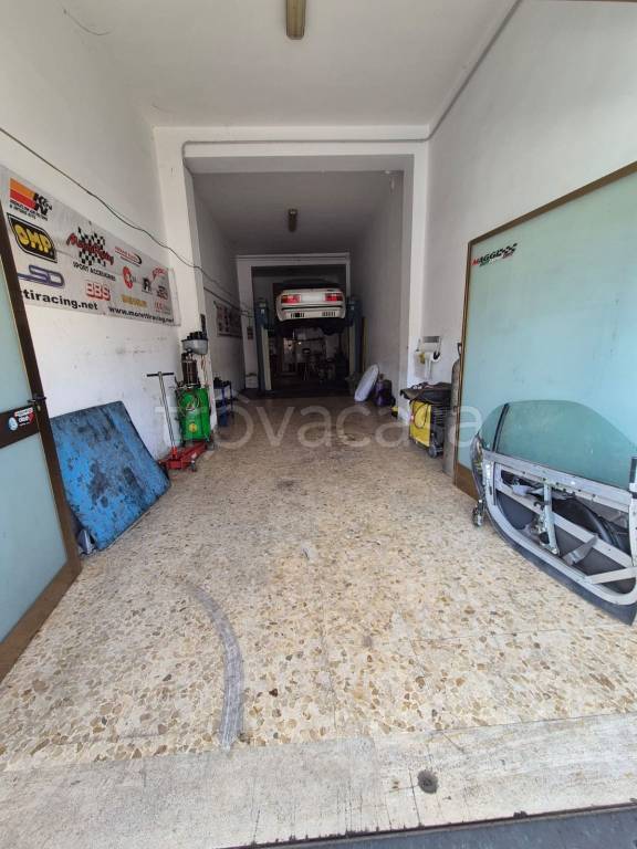 negozio in vendita a Locorotondo