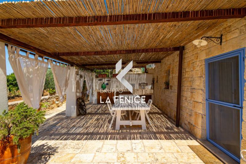 casa indipendente in vendita a Locorotondo