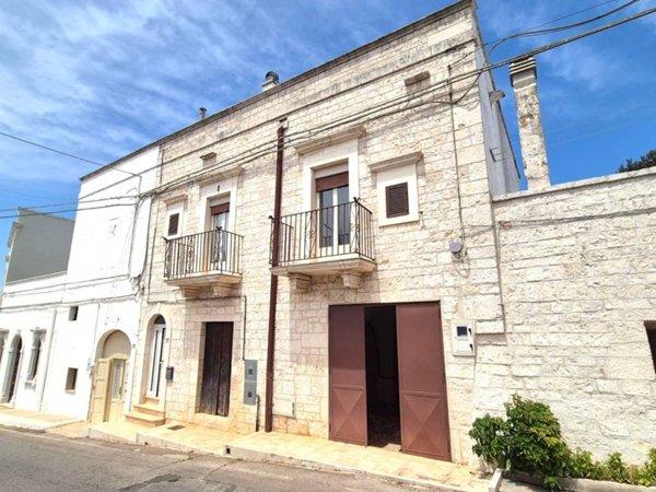 casa indipendente in vendita a Locorotondo in zona Trito