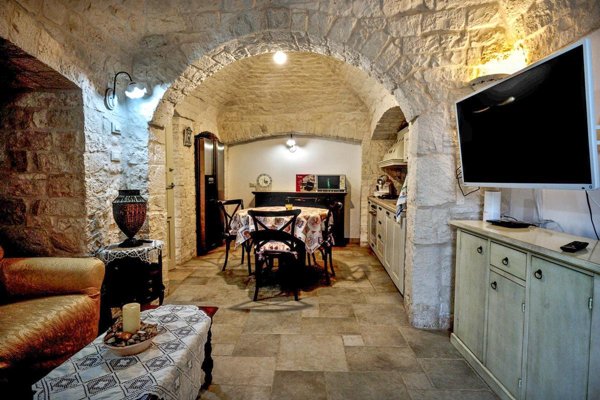 casa indipendente in vendita a Locorotondo