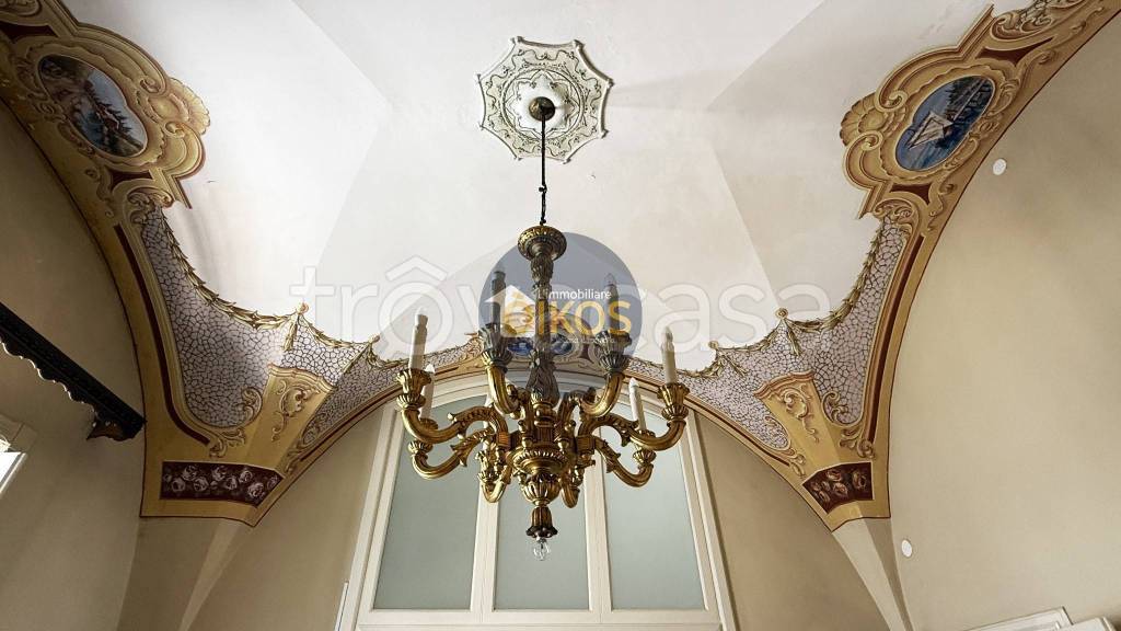 casa indipendente in vendita a Locorotondo